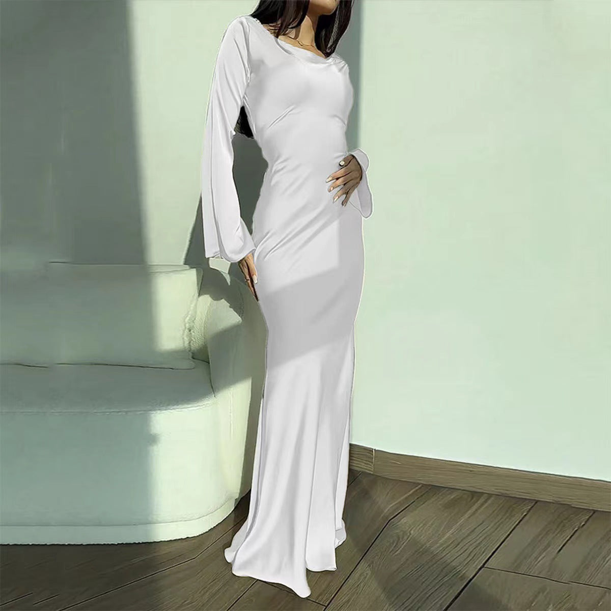 Women's White Round Neck Long Sleeve Alienation National Style Dresses