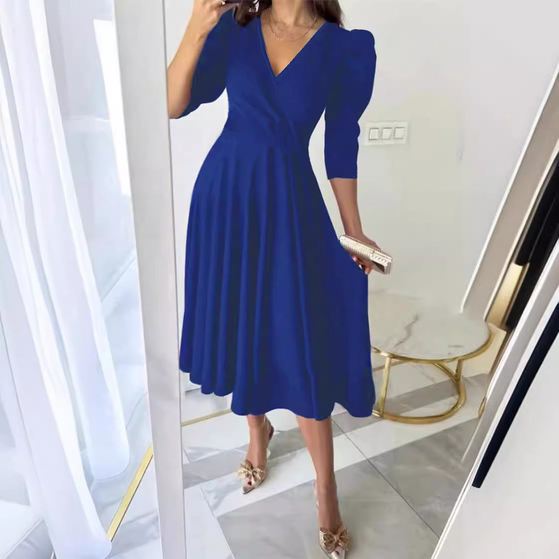 Women's Color Pleated Waist Tight Sleeve Swing Dresses