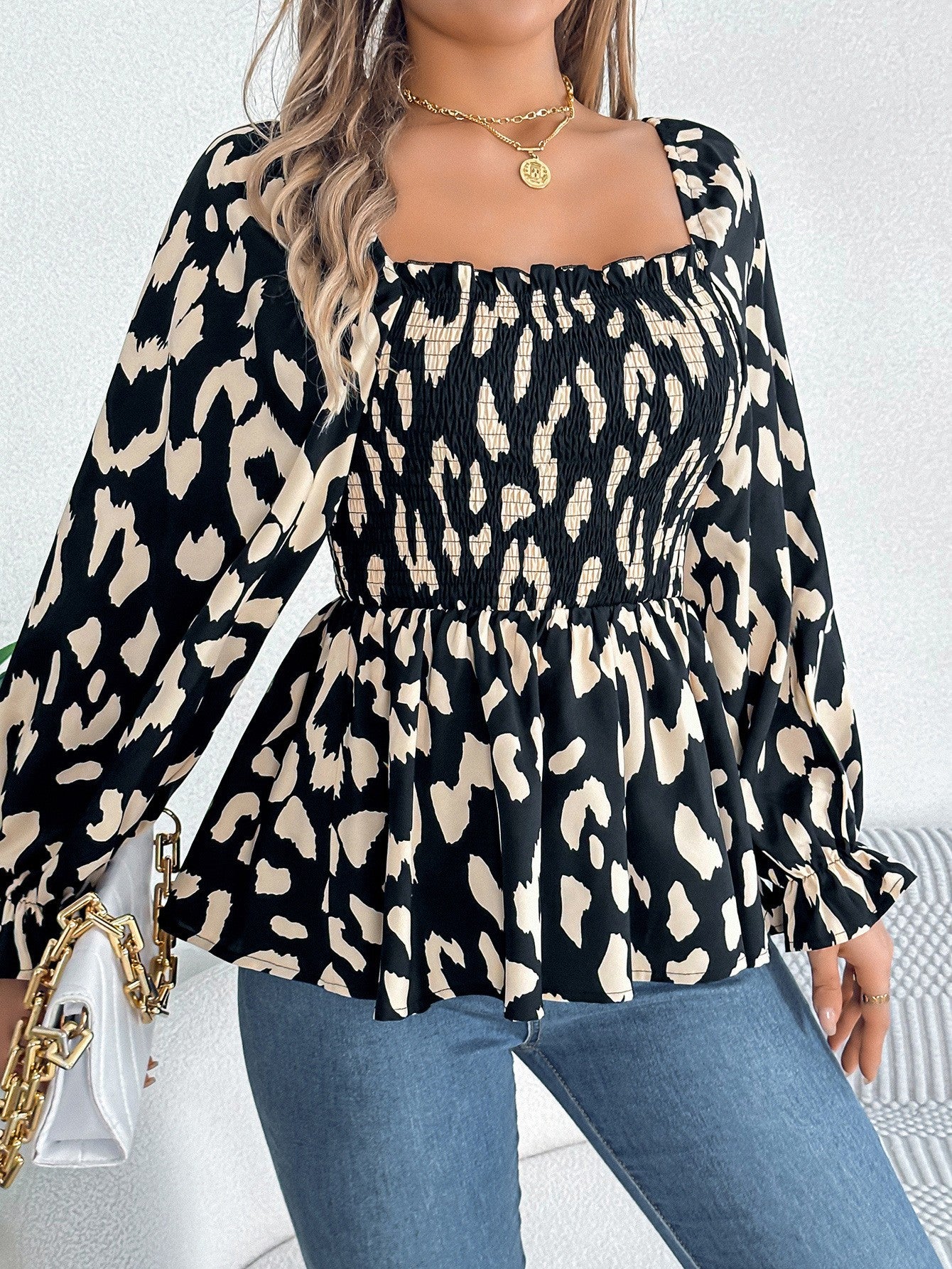 Women's Wooden Ear Square Collar Leopard Print Clothing