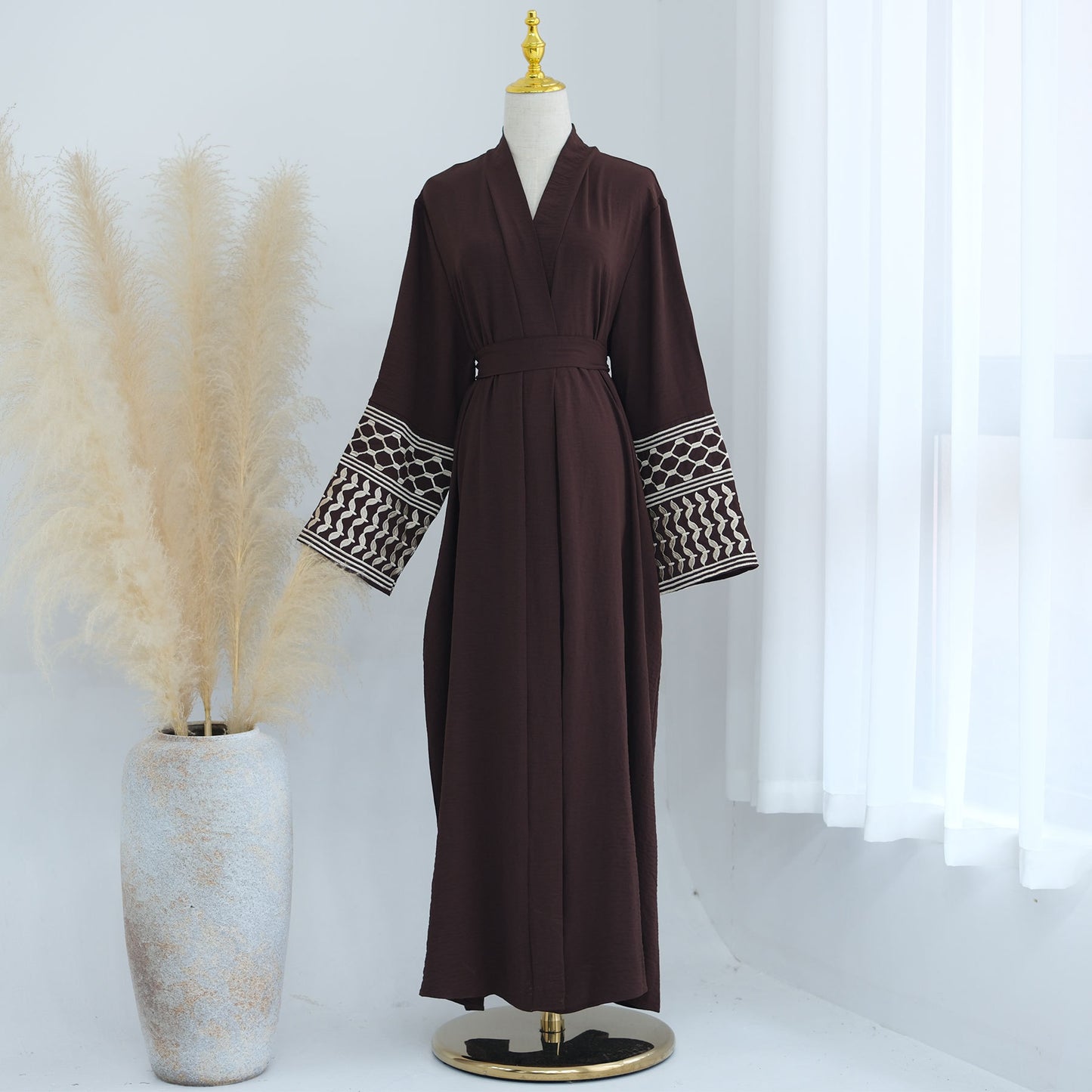 Fashion Turkish Exquisite Embroidery Tassel Robe Clothing