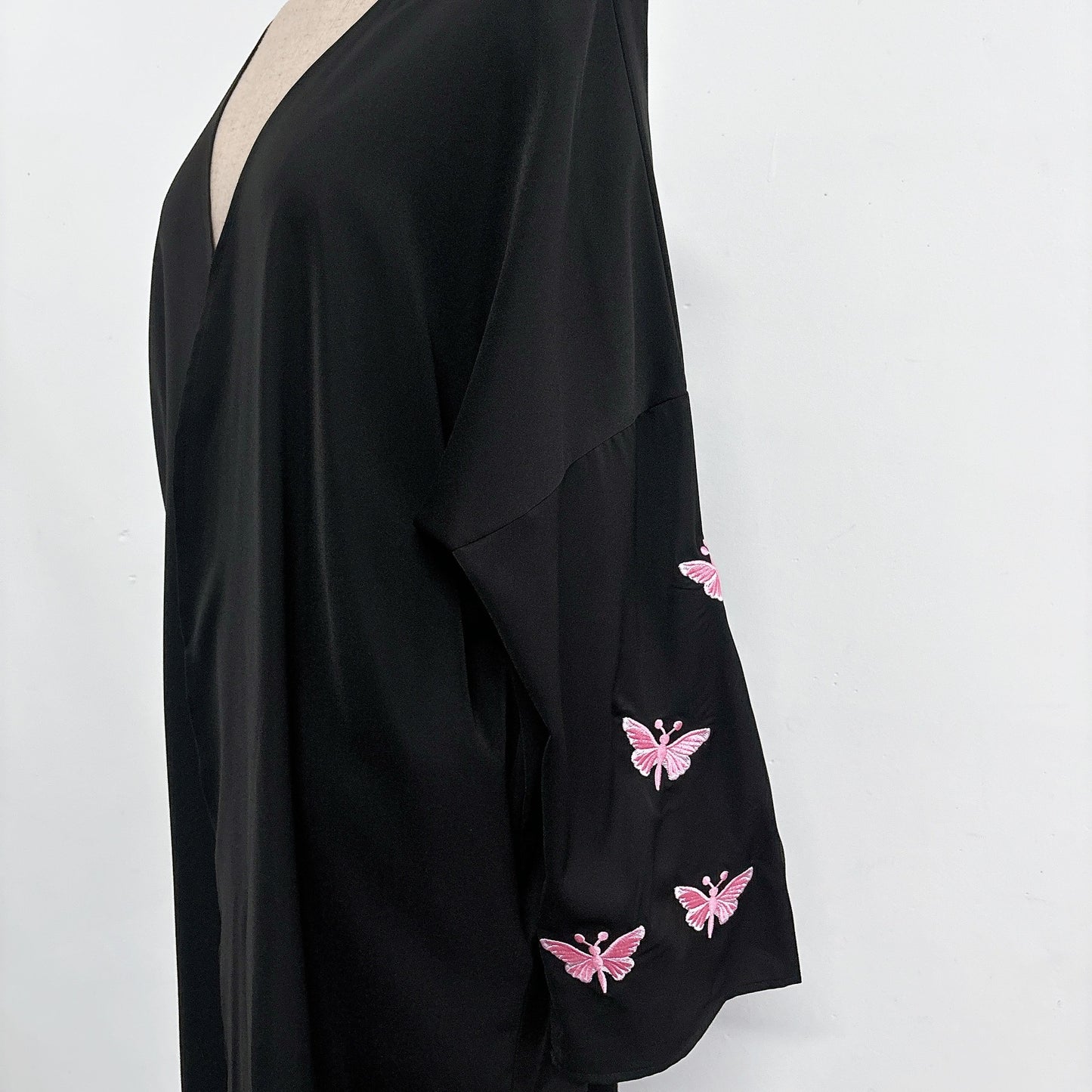 Exquisite Embroidered Butterfly Solid Color Elegant Cardigans