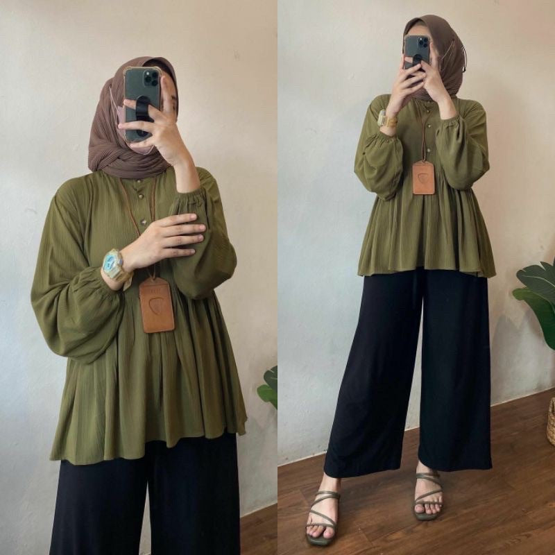 Women's Wear Simple Loose Fitted Waist Pleated Clothing