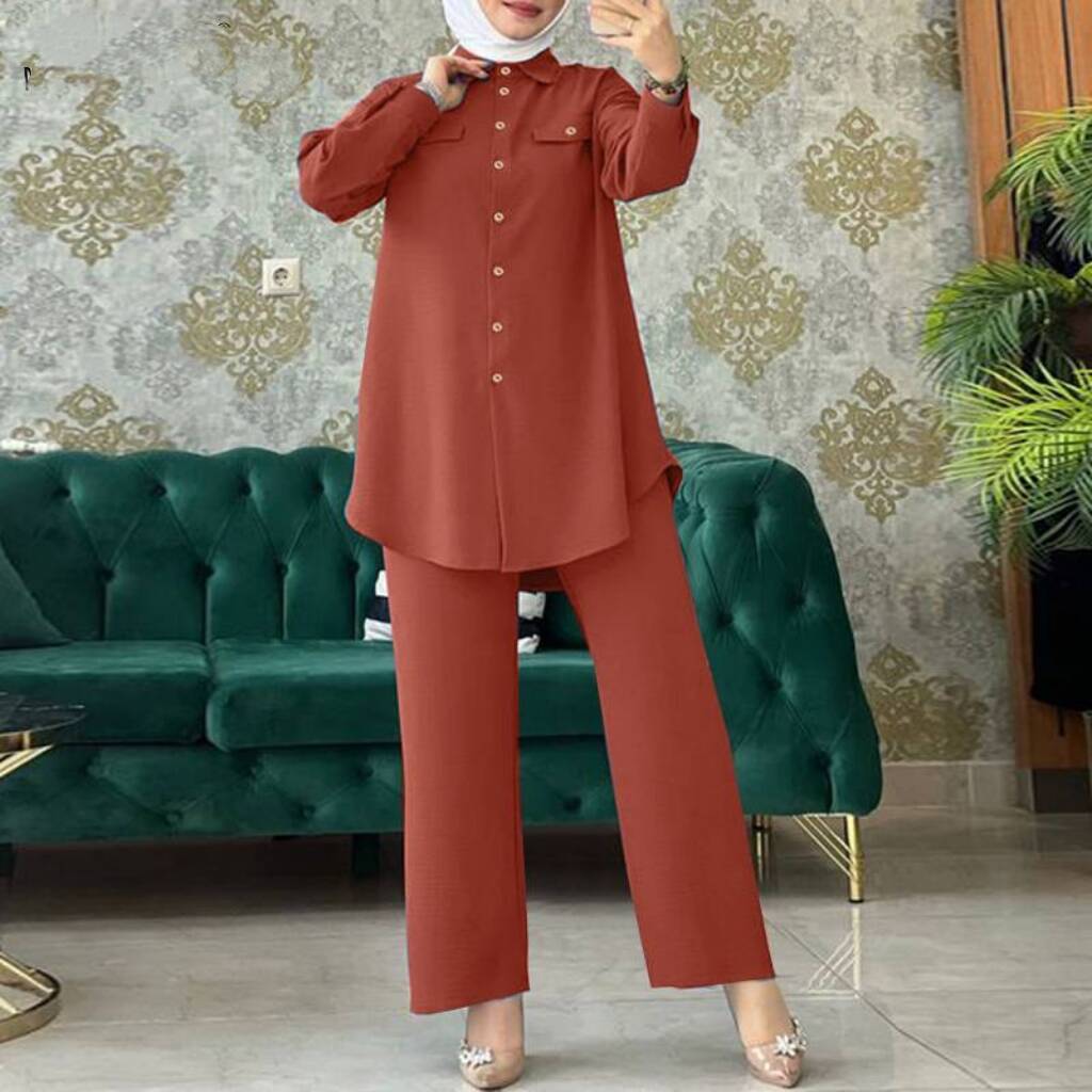 Muslim Solid Color Long Sleeve Wooden Buckle Clothing