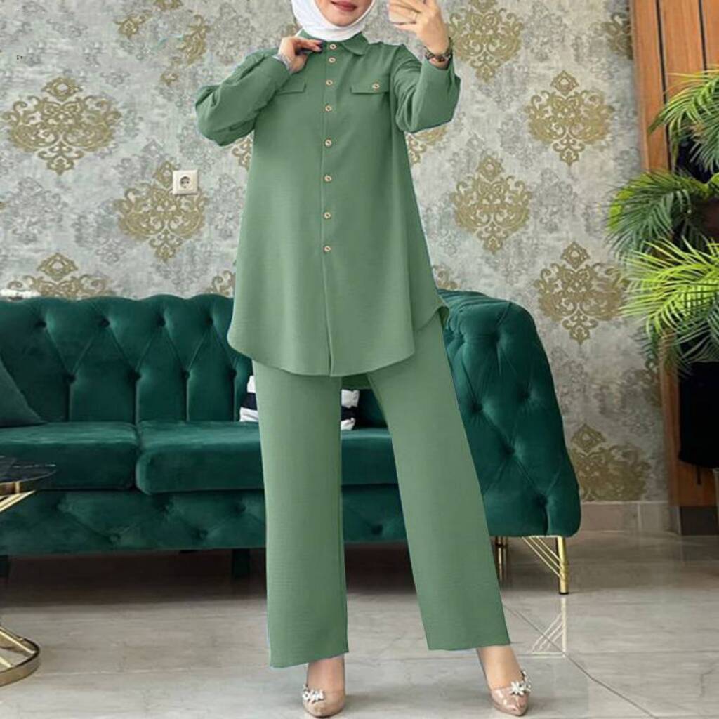 Muslim Solid Color Long Sleeve Wooden Buckle Clothing