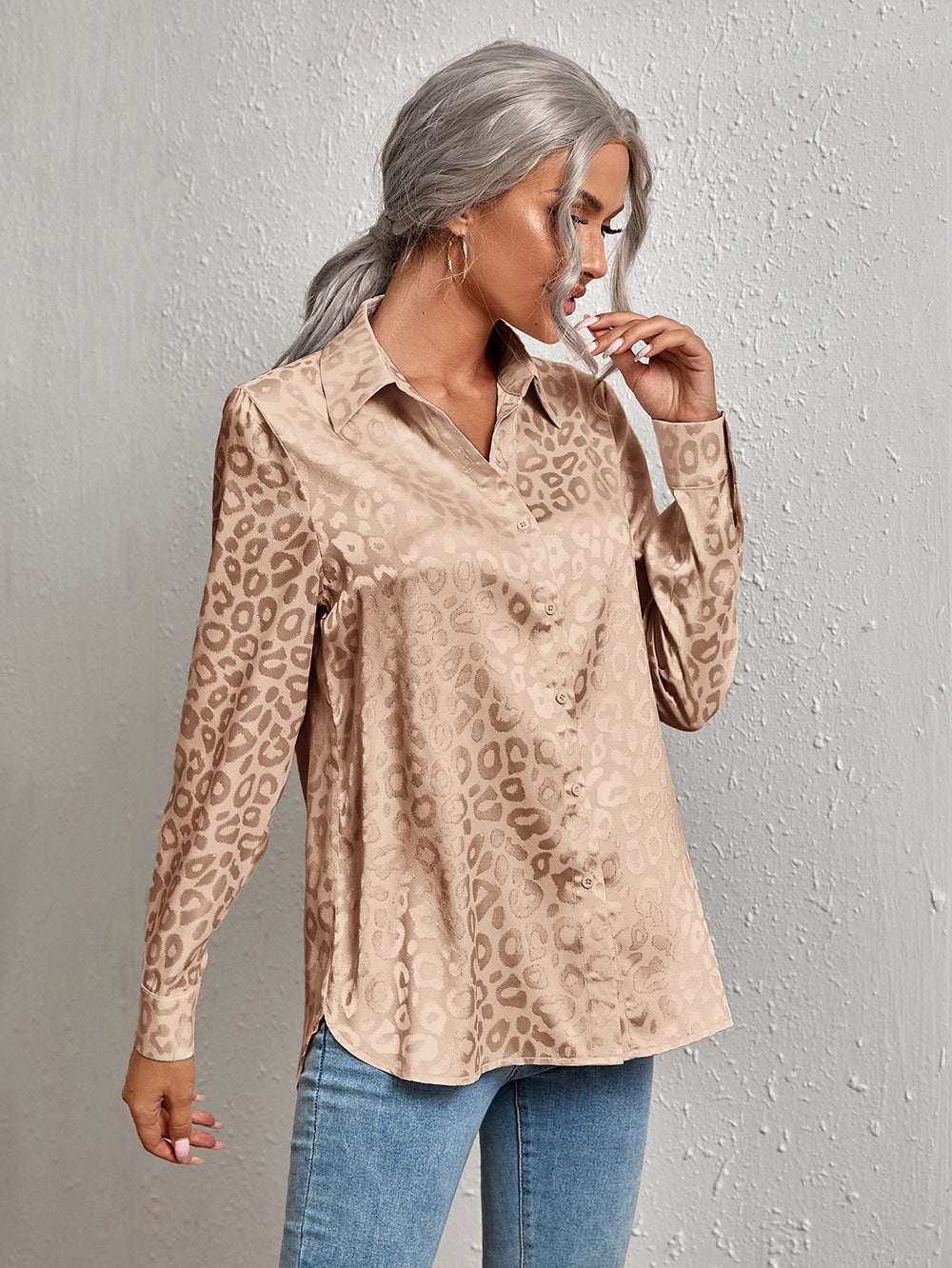 Women's Lapel Button Leopard Temperament Commute Long Sleeve Blouses